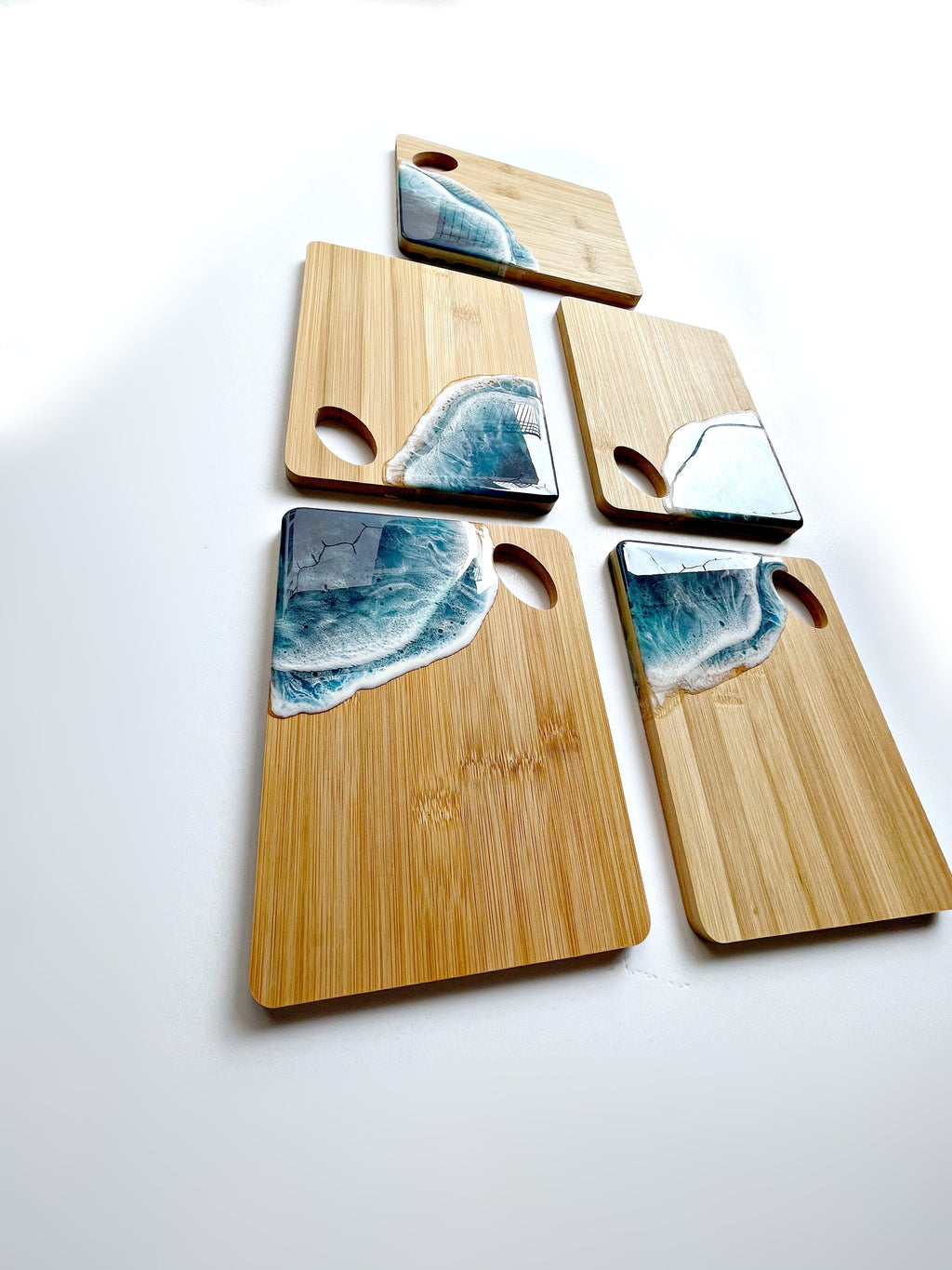 Handmade bamboo boards with resin ocean waves, inspired by the sea. Each piece is made to order and completely unique (20CM)