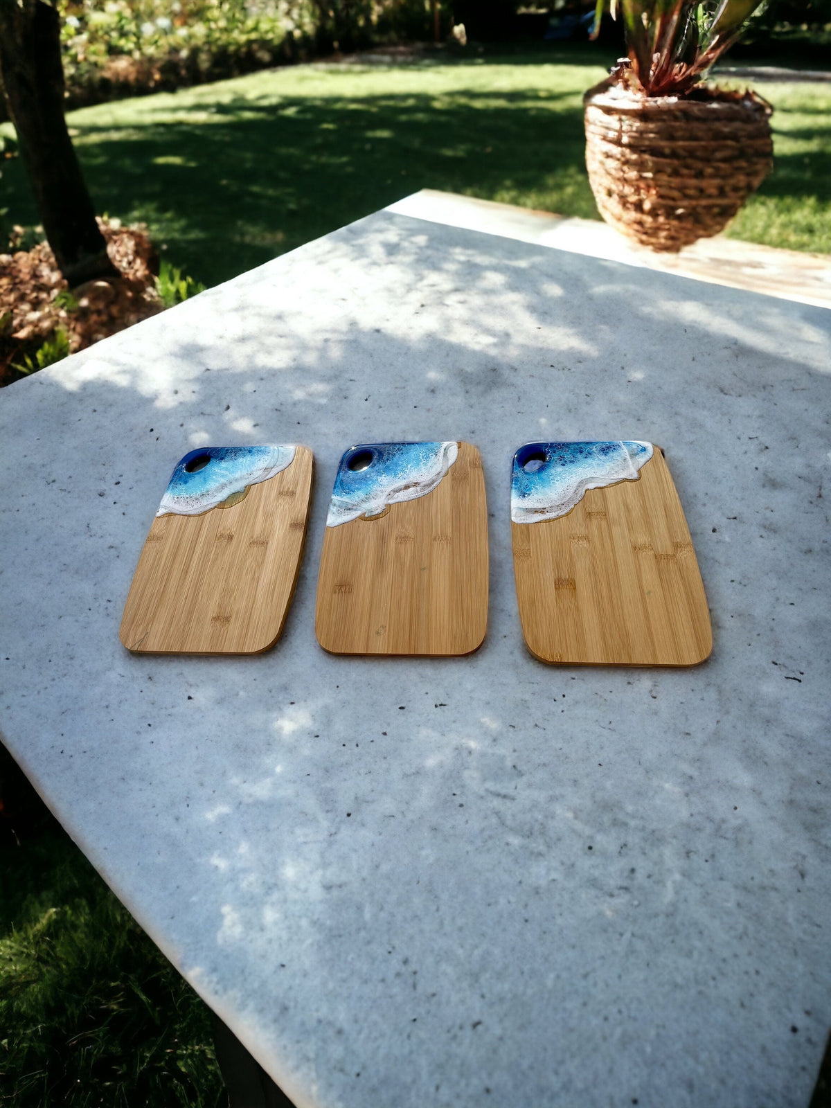 Resin Wave Bamboo Serving Board: Ocean Decor Cheese Board (30CM)