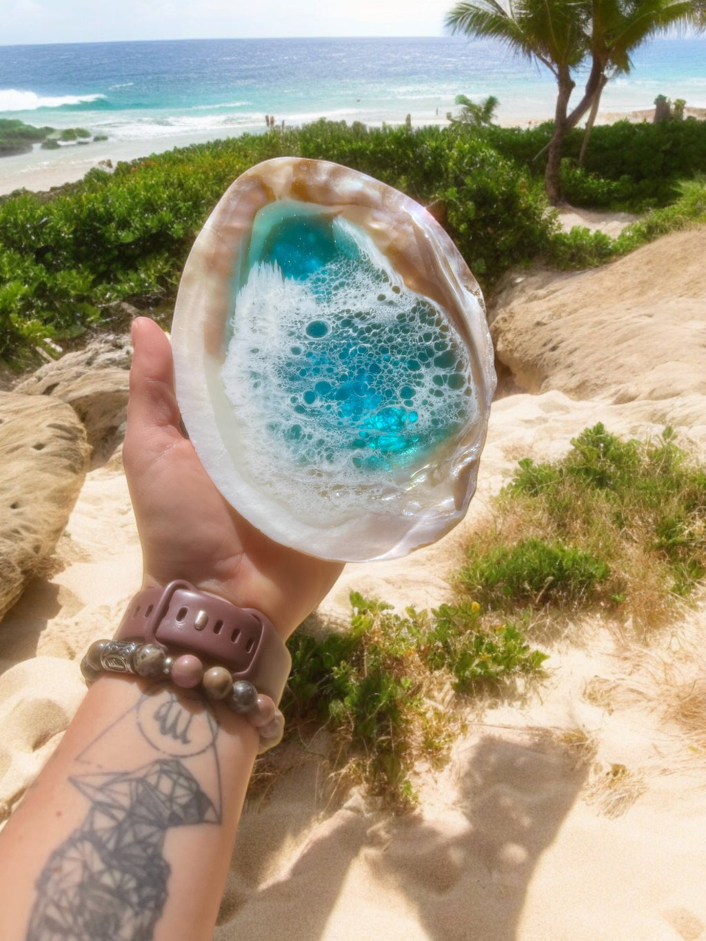 Turquoise Resin Ocean Seashell: Pearl Ring Dish (16cm)