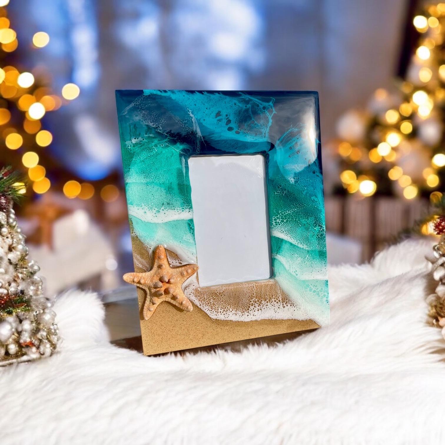 Handmade Ocean Resin Picture Frame – Coastal Photo Frame with Starfish & Seashells, Beach Home Decor Gift