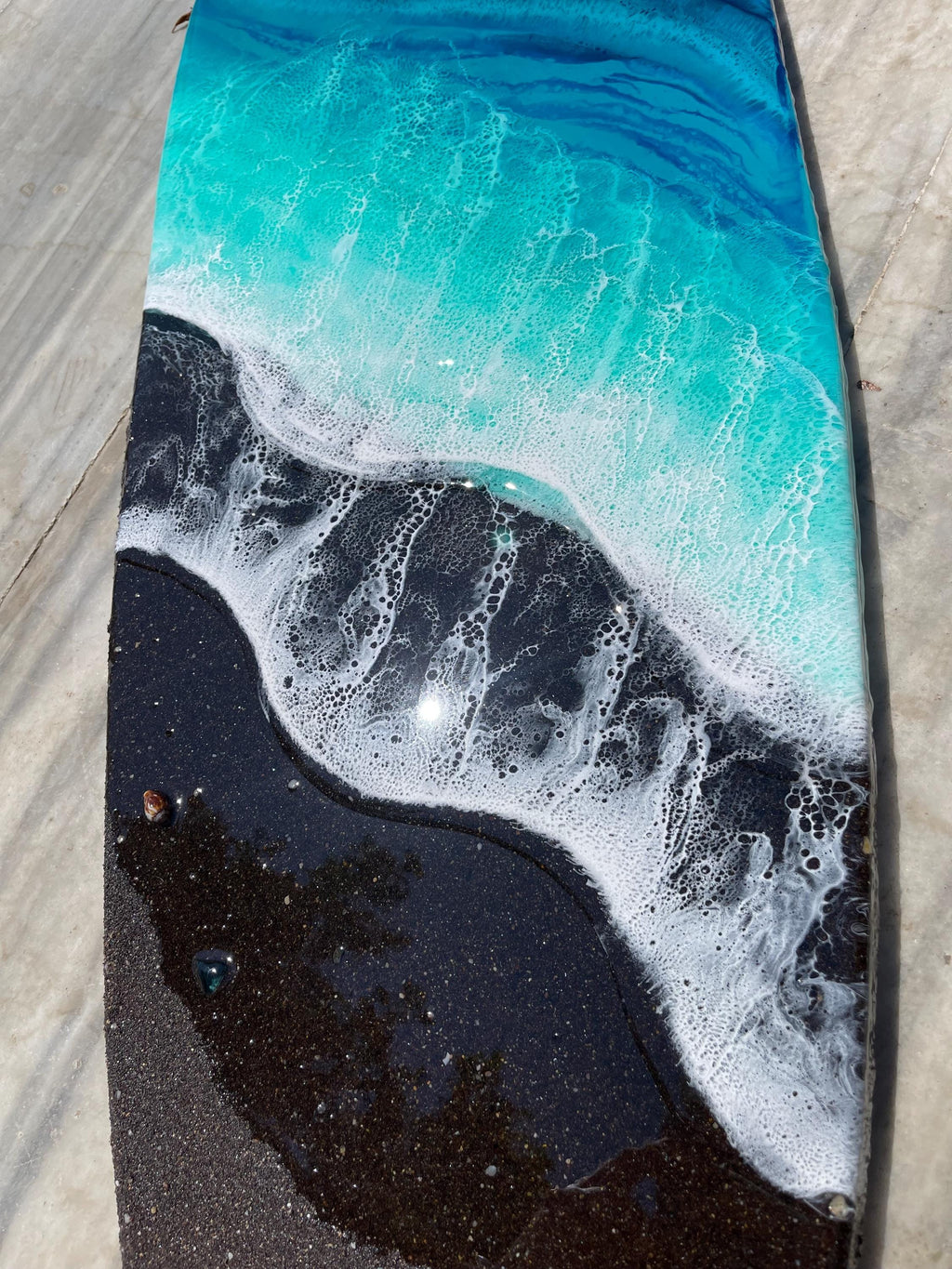 Black Sand Ocean Wave Resin Surfboard Wall Art: Coastal Surf Decor