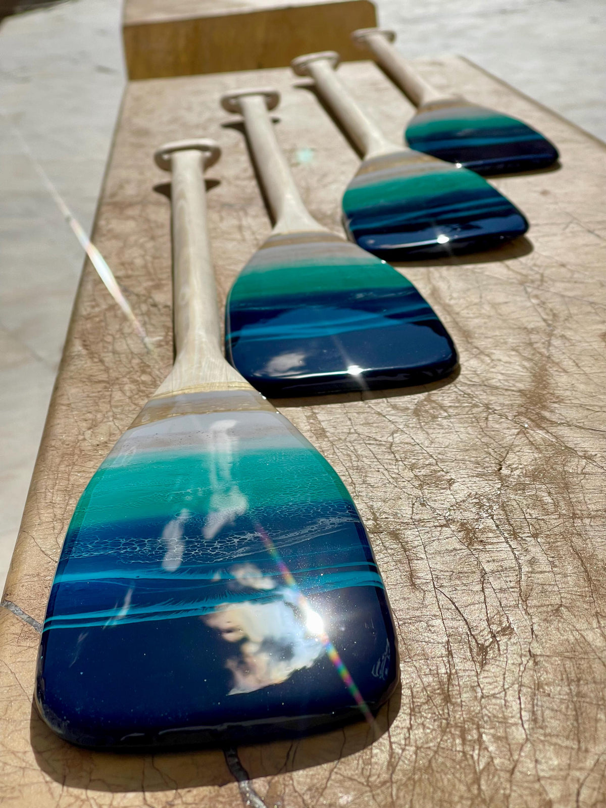 Resin Wave Wood Paddle: Nautical Wall Decor (90CM)