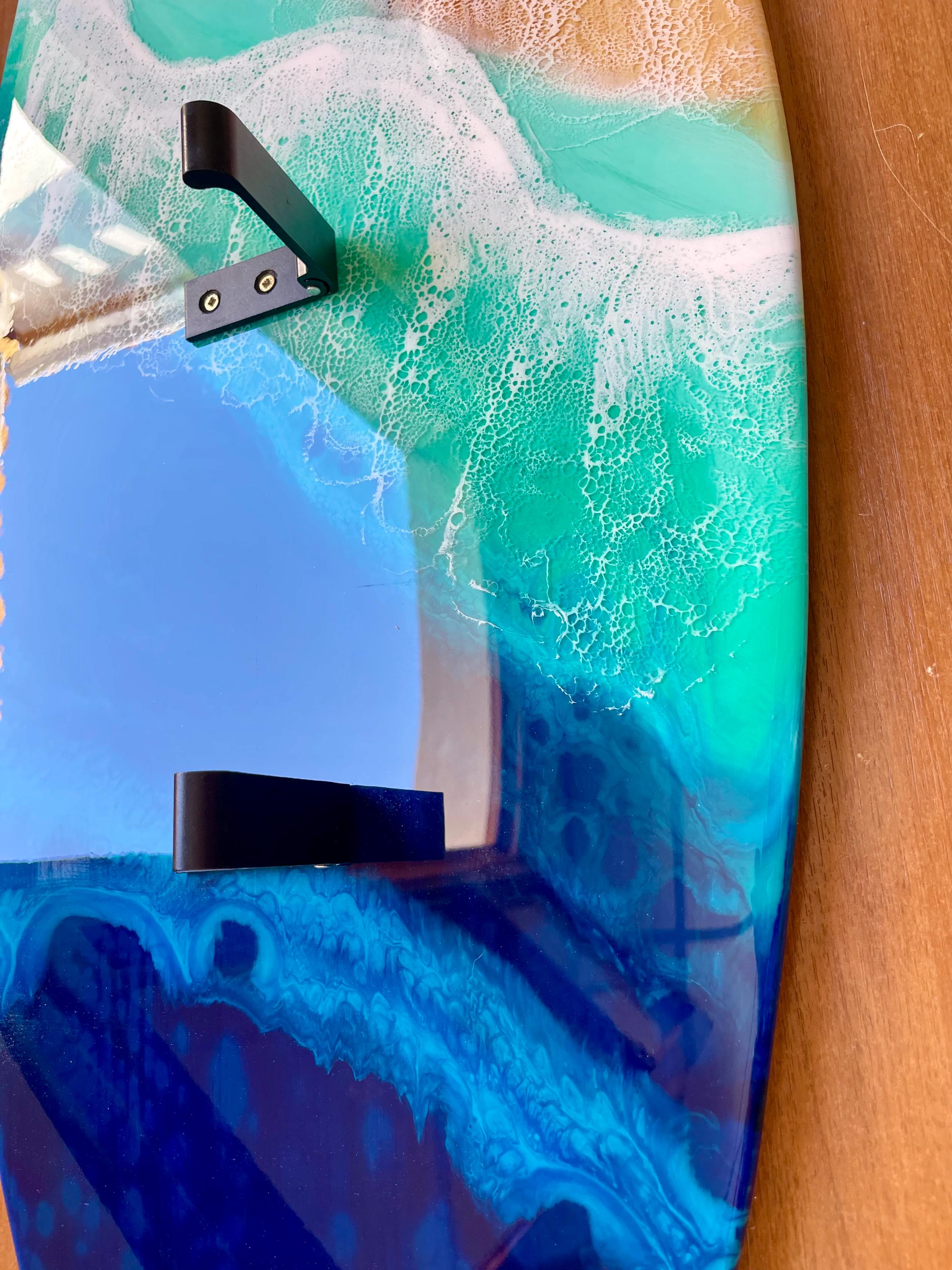 Made to Order Resin Surfboard Wall Rack – Ocean Wave Coat & Towel Hanger – Coastal Entryway Storage – Custom Sizes 100×28 / 120×30 cm