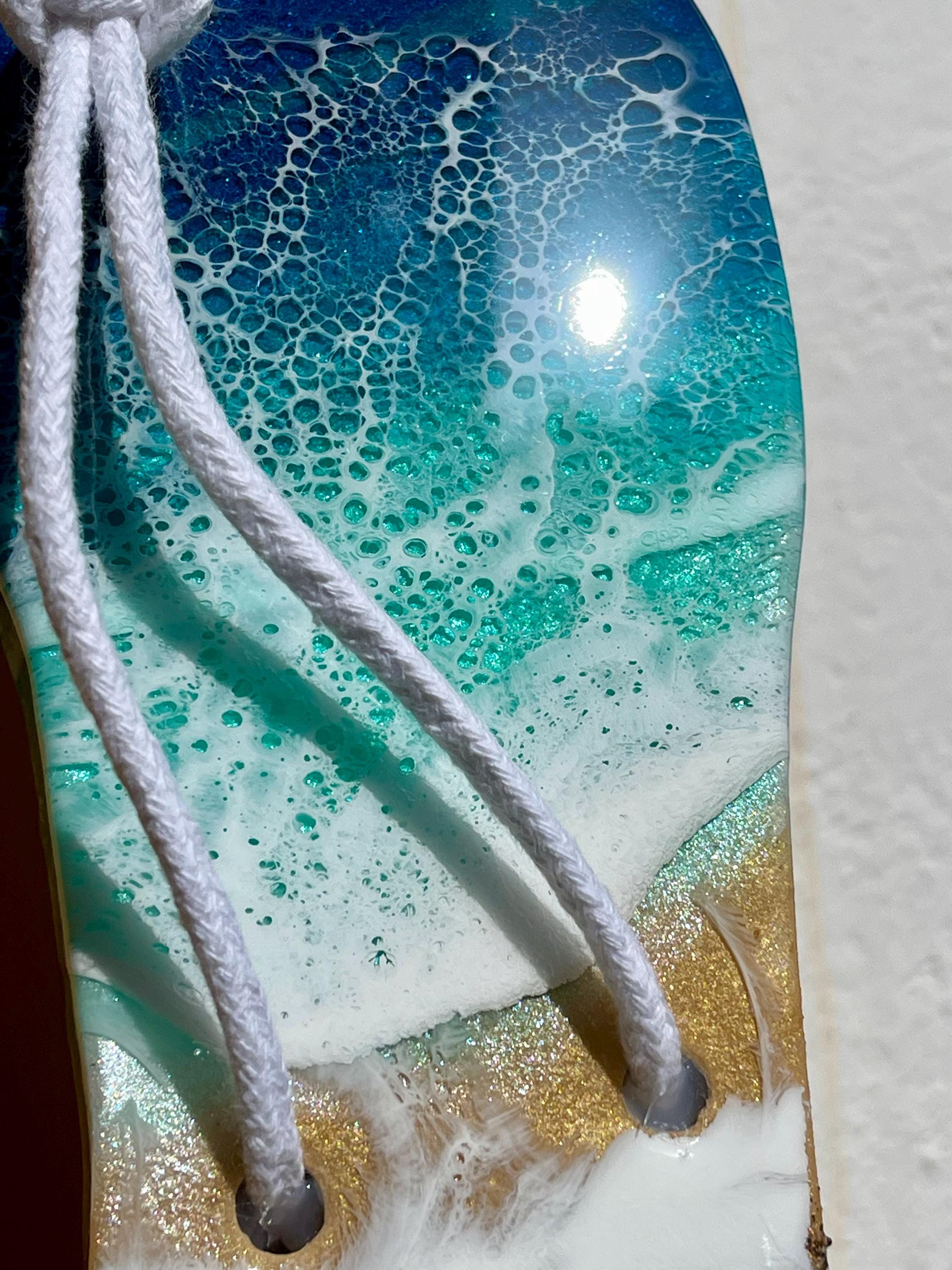 Handmade Resin Flip Flop Wall Decor: Coastal Beach Art with Starfish