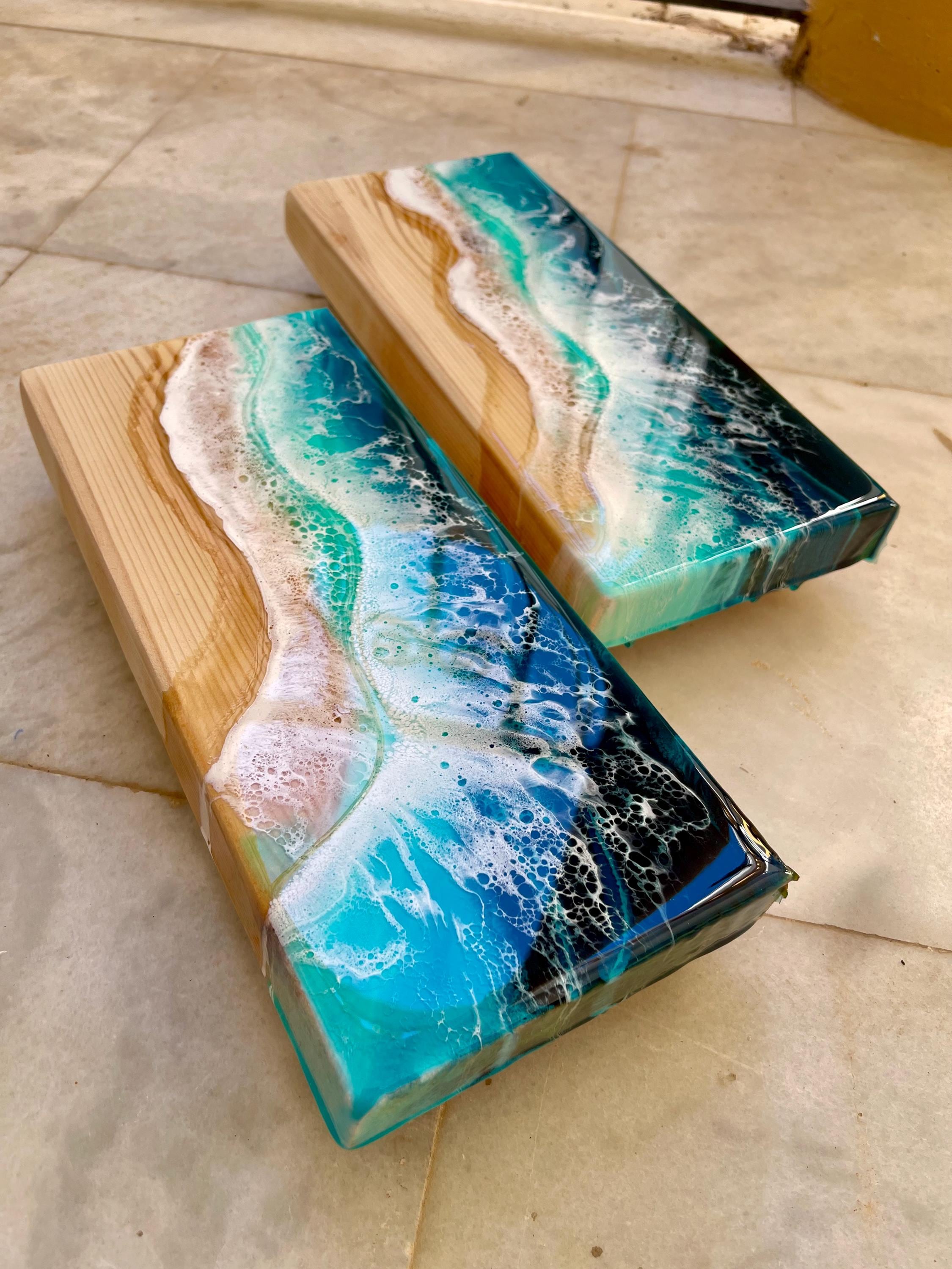 30cm Resin Ocean Floating Shelf | Mini Coastal Wall Shelf | Handmade Beach House Decor | Functional Resin Art | Handmade in Spain